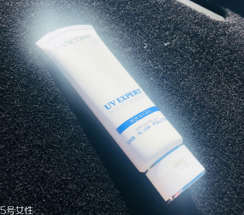 蘭蔻空氣感防護(hù)乳適合什么膚質(zhì) 痘痘肌適用的防曬 蘭蔻空氣感防護(hù)乳適合什么膚質(zhì) 痘痘肌適用的防曬