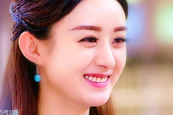 大眼睛怎么選眉筆顏色？眉色不可太淡