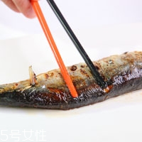 秋刀魚(yú)怎么去骨 秋刀魚(yú)去骨小技巧