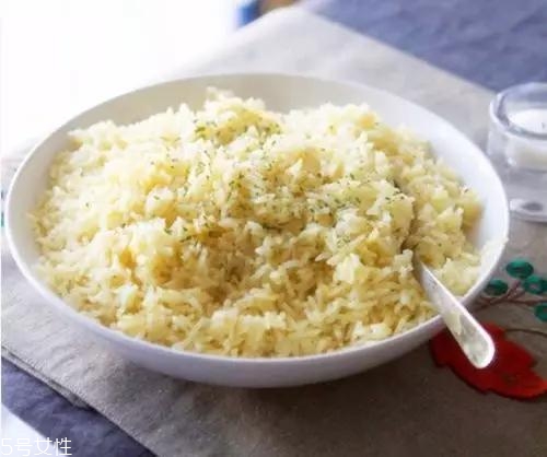 啤酒做菜有什么用處 啤酒做菜小技巧 啤酒做菜有什么用處 啤酒做菜小技巧