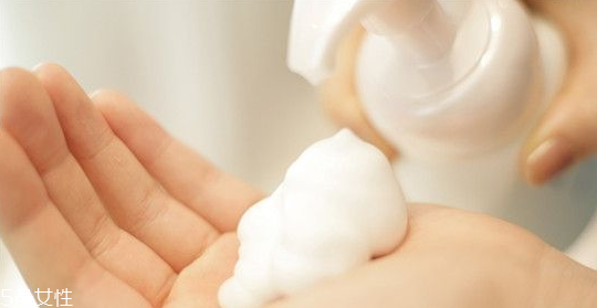 身體乳可以美白嗎 要堅持使用 身體乳可以美白嗎 要堅持使用