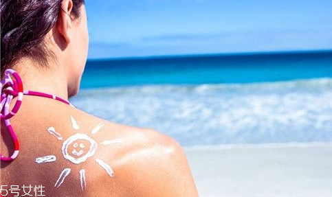 身體乳可以美白嗎 要堅持使用 身體乳可以美白嗎 要堅持使用