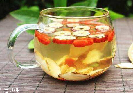 丹參和枸杞可以一起泡水喝嗎 飯后喝更佳 丹參和枸杞可以一起泡水喝嗎 飯后喝更佳