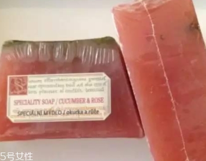 菠丹妮哪個(gè)產(chǎn)品最好用？捷克國(guó)寶級(jí)護(hù)膚品