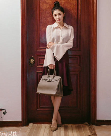 韓版襯衫怎么穿好看？干練帥氣不掉分