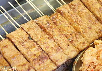 臭豆腐為什么那么臭吃起來(lái)香 臭豆腐為什么那么臭吃起來(lái)香