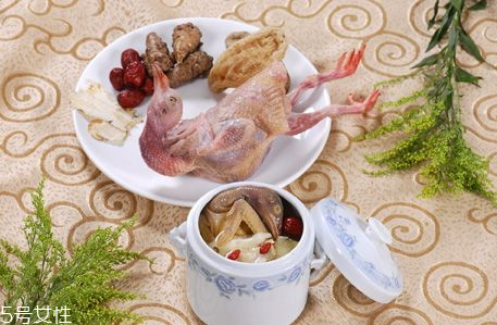 田七和天麻能一起吃嗎 可以同服 田七和天麻能一起吃嗎 可以同服