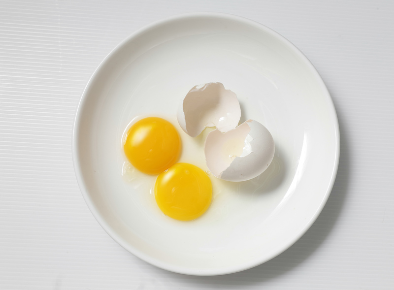 雞蛋里有血能吃嗎 雞蛋里有血絲是怎么回事 雞蛋里有血能吃嗎 雞蛋里有血絲是怎么回事