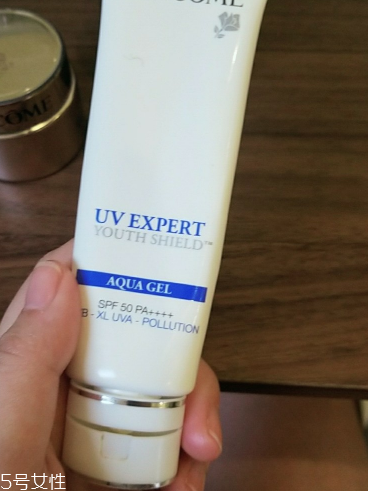 三款貴價防曬霜使用測評 人生一定要擁有一支的防曬霜 三款貴價防曬霜使用測評 人生一定要擁有一支的防曬霜