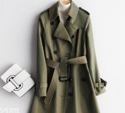 如何挑選風(fēng)衣？這些款式穿10年不過時(shí)