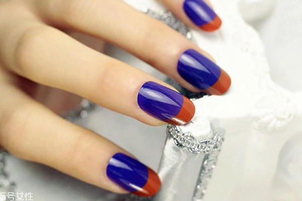 紫色美甲圖片2018款式 耀眼紫光綻放指尖 紫色美甲圖片2018款式 耀眼紫光綻放指尖