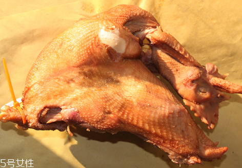 燒雞是公雞還是母雞？一般都是公雞