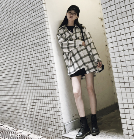 襯衫里面要穿衣服嗎？要看襯衫的面料顏色