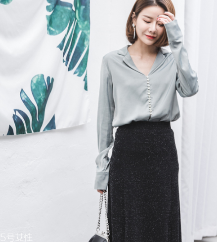 襯衫皺了沒熨斗怎么辦？教你幾個(gè)絕招