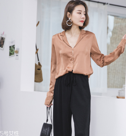 襯衫粘毛是質(zhì)量問題嗎？襯衫粘毛這樣解決