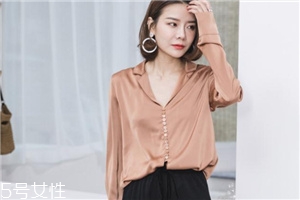 襯衫粘毛是質(zhì)量問題嗎？襯衫粘毛這樣解決