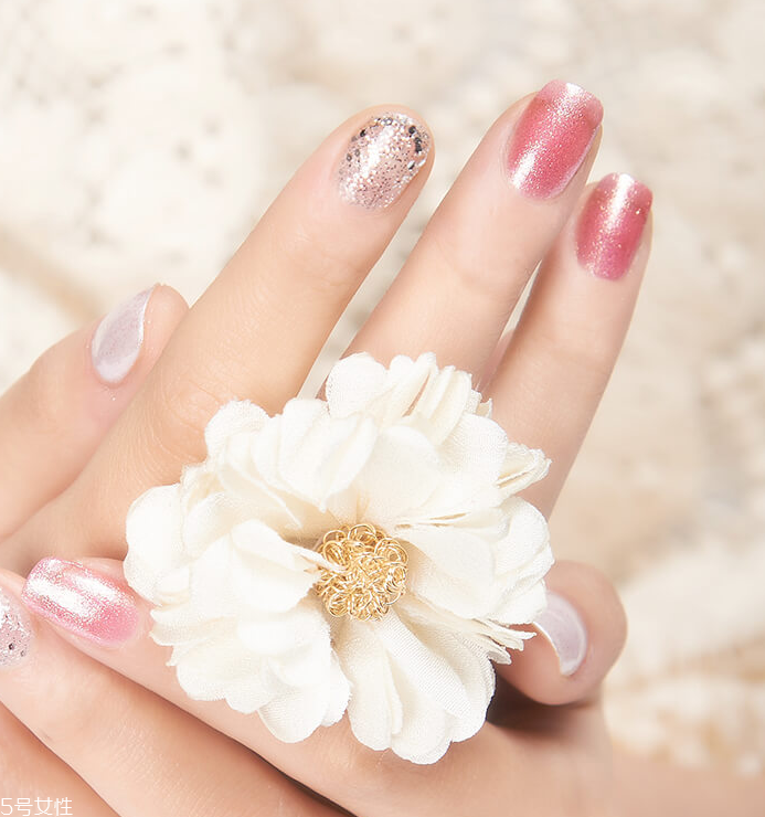 2018日式櫻花美甲圖片大全 粉嫩溫柔超可愛(ài)