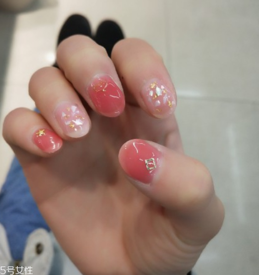 2018日式櫻花美甲圖片大全 粉嫩溫柔超可愛(ài)