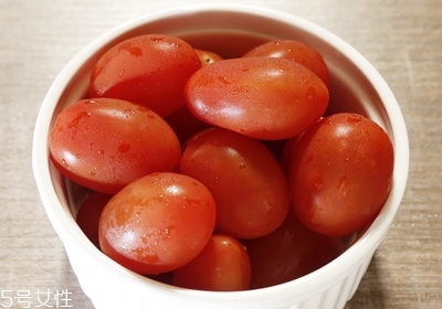 意式披薩和美式披薩的區(qū)別是什么 意式披薩和美式披薩的區(qū)別是什么