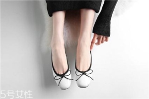 2022流行什么單鞋？有眼光的女生都在穿它