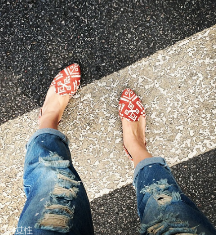jenni kayne是什么牌子？平底鞋也能穿出大長腿