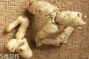 黃精和黃芪能一起泡水喝嗎 沒(méi)有中藥配伍禁忌 黃精和黃芪能一起泡水喝嗎 沒(méi)有中藥配伍禁忌