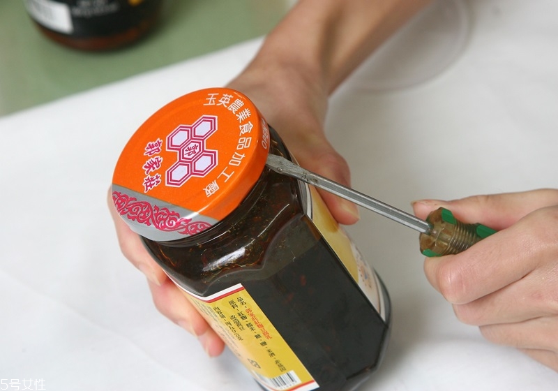 罐頭打不開怎么辦 開罐頭的技巧 罐頭打不開怎么辦 開罐頭的技巧