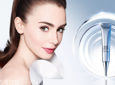 精華液和乳液哪那個先用 女生必須知道的護膚常識 精華液和乳液哪那個先用 女生必須知道的護膚常識