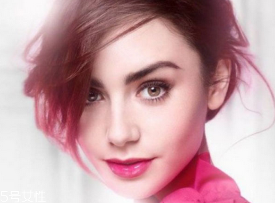 精華液和乳液哪那個先用 女生必須知道的護膚常識 精華液和乳液哪那個先用 女生必須知道的護膚常識