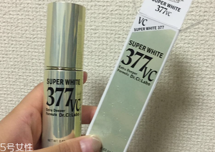 城野醫(yī)生377美白精華的使用方法 美白同時(shí)收縮毛孔 城野醫(yī)生377美白精華的使用方法 美白同時(shí)收縮毛孔