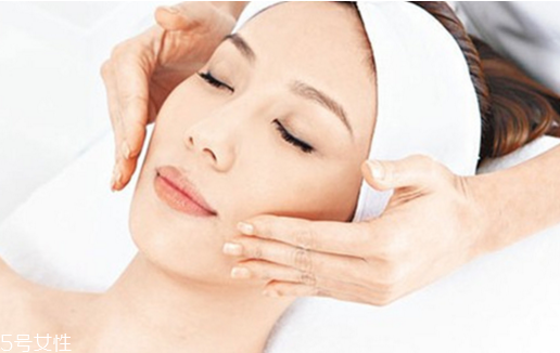 哪些人適合做果酸換膚 果酸換膚的作用 哪些人適合做果酸換膚 果酸換膚的作用