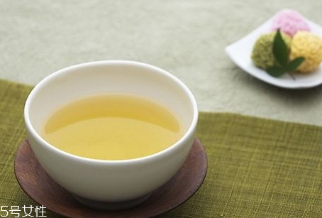 黃精能長期泡水喝嗎 功效及禁忌 黃精能長期泡水喝嗎 功效及禁忌