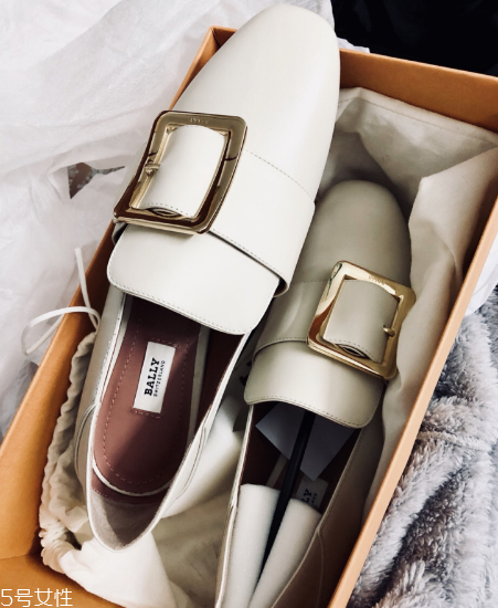 bally樂(lè)福鞋好穿嗎？春日慵懶出街必備