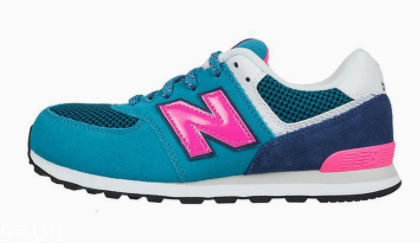 2022春夏流行穿什么中跟鞋？三種款式優(yōu)雅不累腳