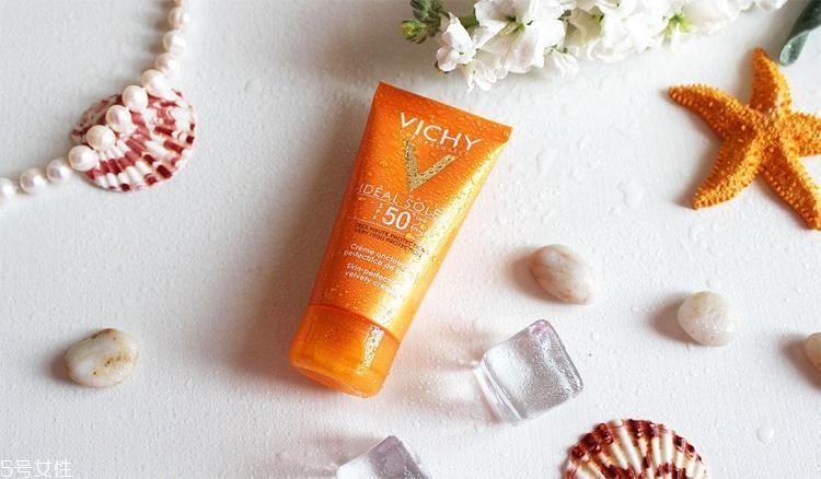 2022春夏換季補(bǔ)水護(hù)膚品？三個(gè)要點(diǎn)增強(qiáng)肌膚耐受力