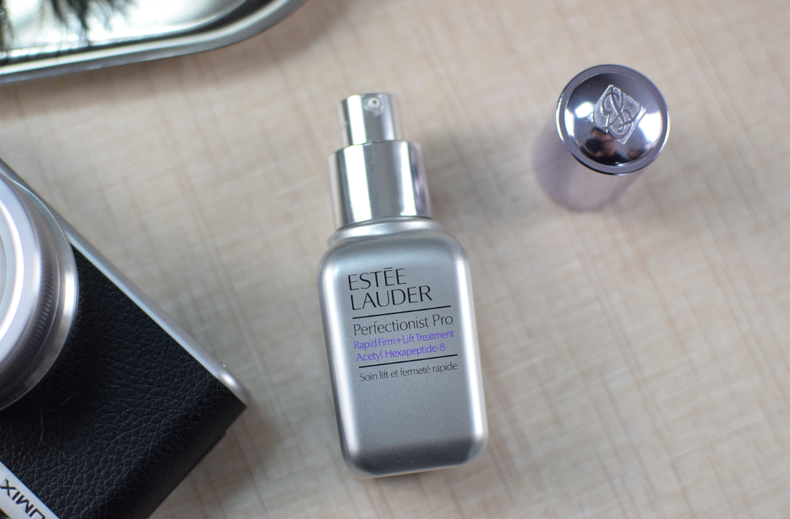 雅詩蘭黛線雕精華適合初老肌嗎？