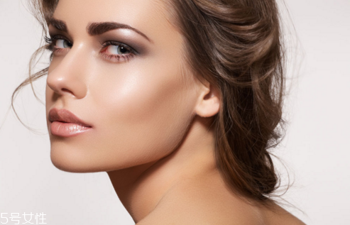 小蘇打去黑頭有效嗎 小蘇打去黑頭注意事項(xiàng) 小蘇打去黑頭有效嗎 小蘇打去黑頭注意事項(xiàng)