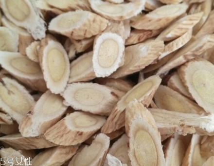 黃芪是什么味道？有點(diǎn)大豆味