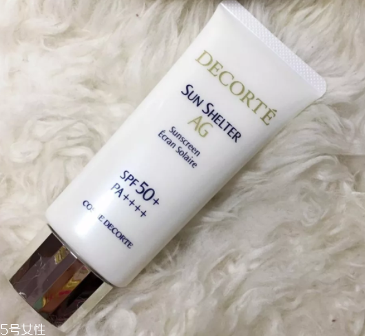 一張臉的防曬用量是多少？脖子上用多少防曬霜？