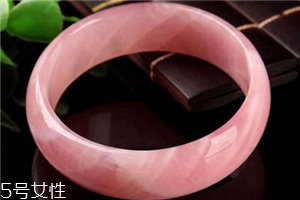 粉晶手鐲一般多少錢(qián)？高品質(zhì)多為上千元