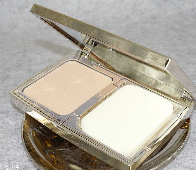 迪奧粉餅?zāi)目詈茫縟ior貴婦級(jí)御齡粉餅