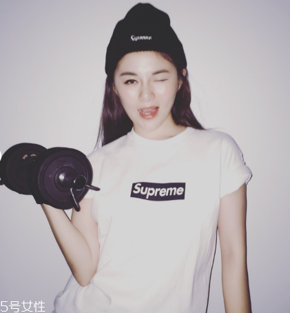 supreme在哪有實(shí)體店？時(shí)尚潮人的必備款