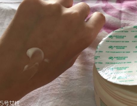 綿羊油可以美白祛疤嗎？