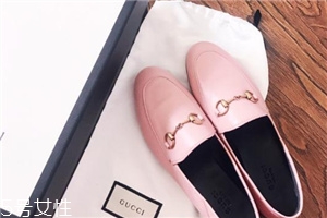 gucci樂福鞋偏碼嗎？最舒適的平底鞋