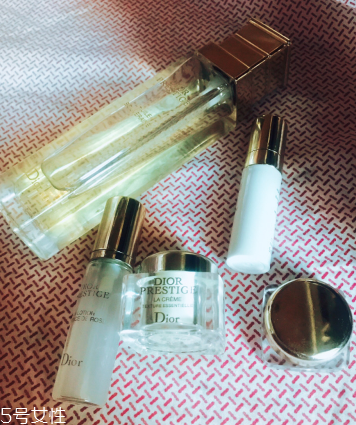 dior花蜜水多少錢？迪奧花蜜水專柜價格