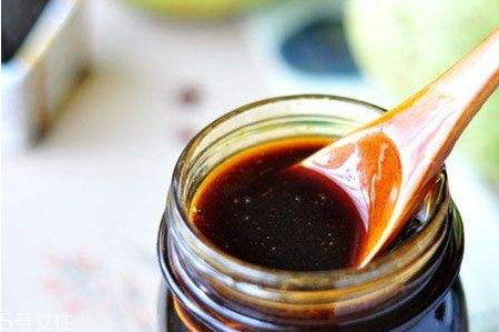 秋梨膏可以空腹喝嗎 建議在飯后或者睡前飲用 秋梨膏可以空腹喝嗎 建議在飯后或者睡前飲用