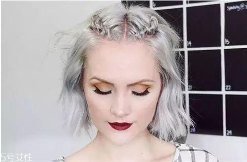 1分鐘扎頭發(fā)的方法 三種豐盈好看的懶人扎發(fā)發(fā)型 1分鐘扎頭發(fā)的方法 三種豐盈好看的懶人扎發(fā)發(fā)型