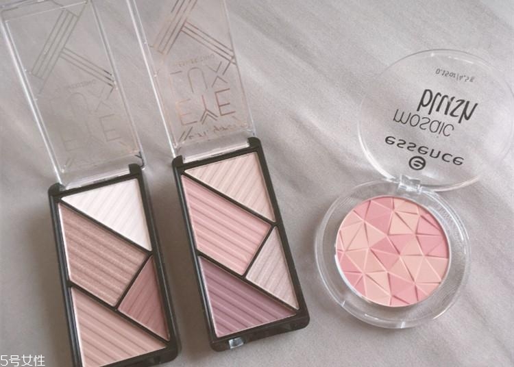 什么顏色的眼影顯白？這三種色號誰涂誰白