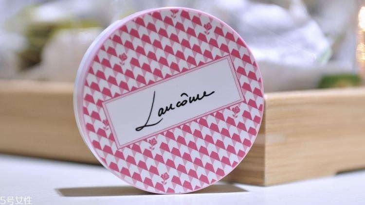 蘭蔻氣墊素顏霜怎么樣？遮瑕度不夠