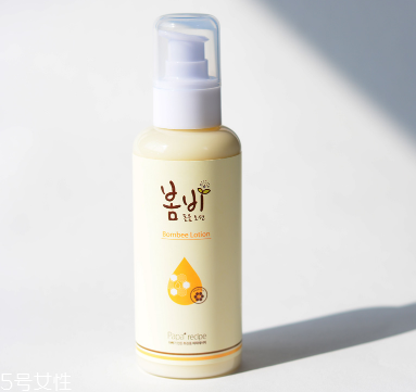 春雨水乳真假辨別對比圖 春雨水乳適合的年齡段 春雨水乳真假辨別對比圖 春雨水乳適合的年齡段